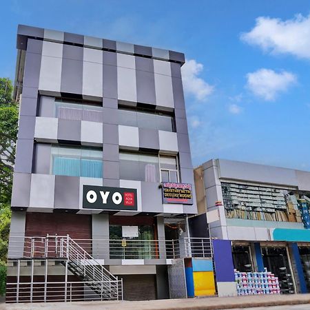 Hotel O Gayathri Metro Deluxe บังกาลอร์ ภายนอก รูปภาพ
