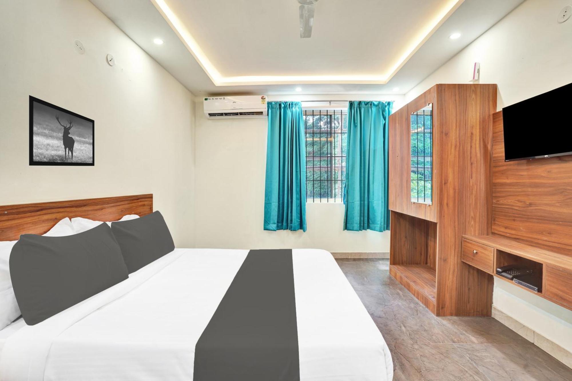 Hotel O Gayathri Metro Deluxe บังกาลอร์ ภายนอก รูปภาพ
