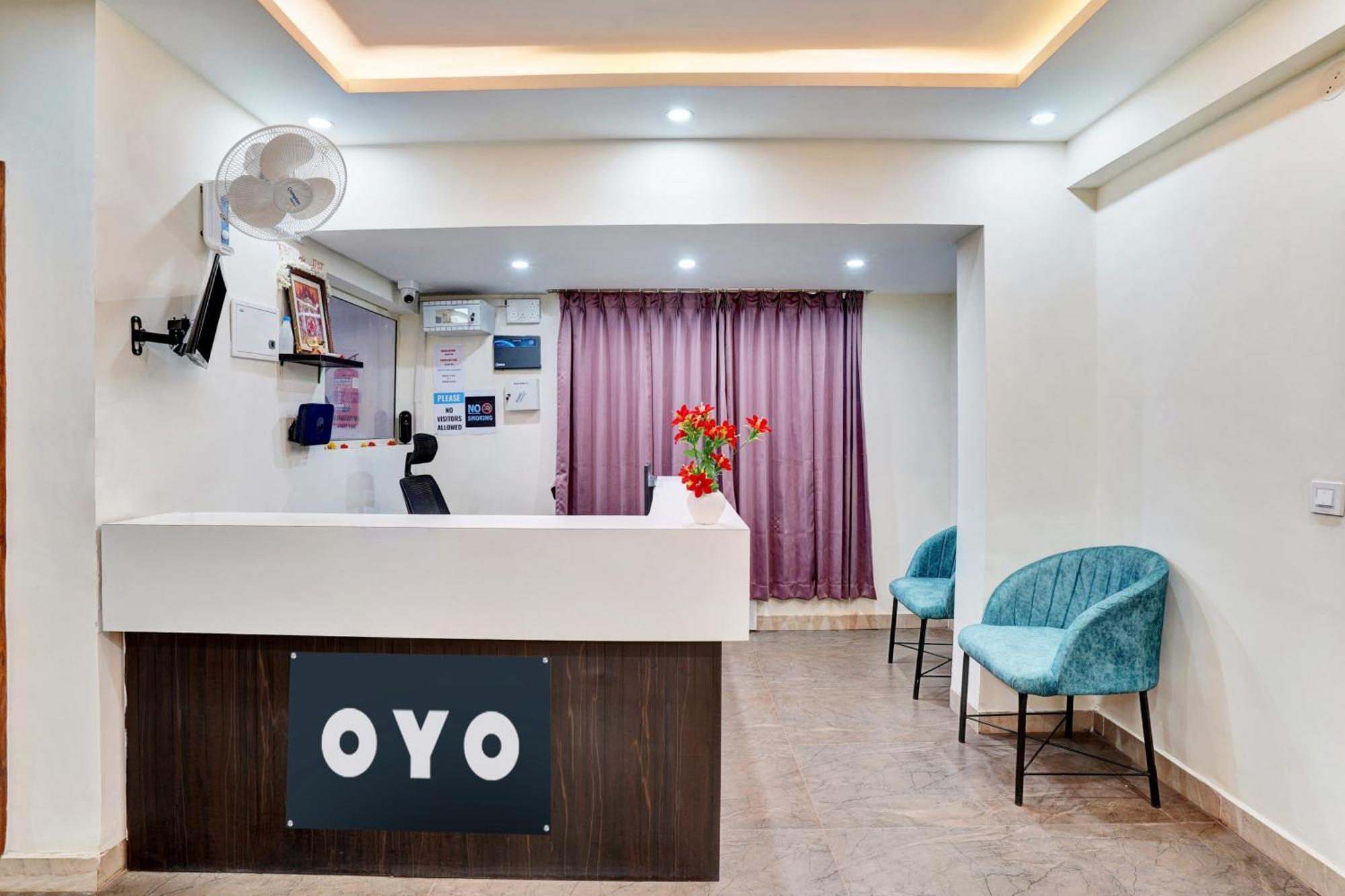 Hotel O Gayathri Metro Deluxe บังกาลอร์ ภายนอก รูปภาพ